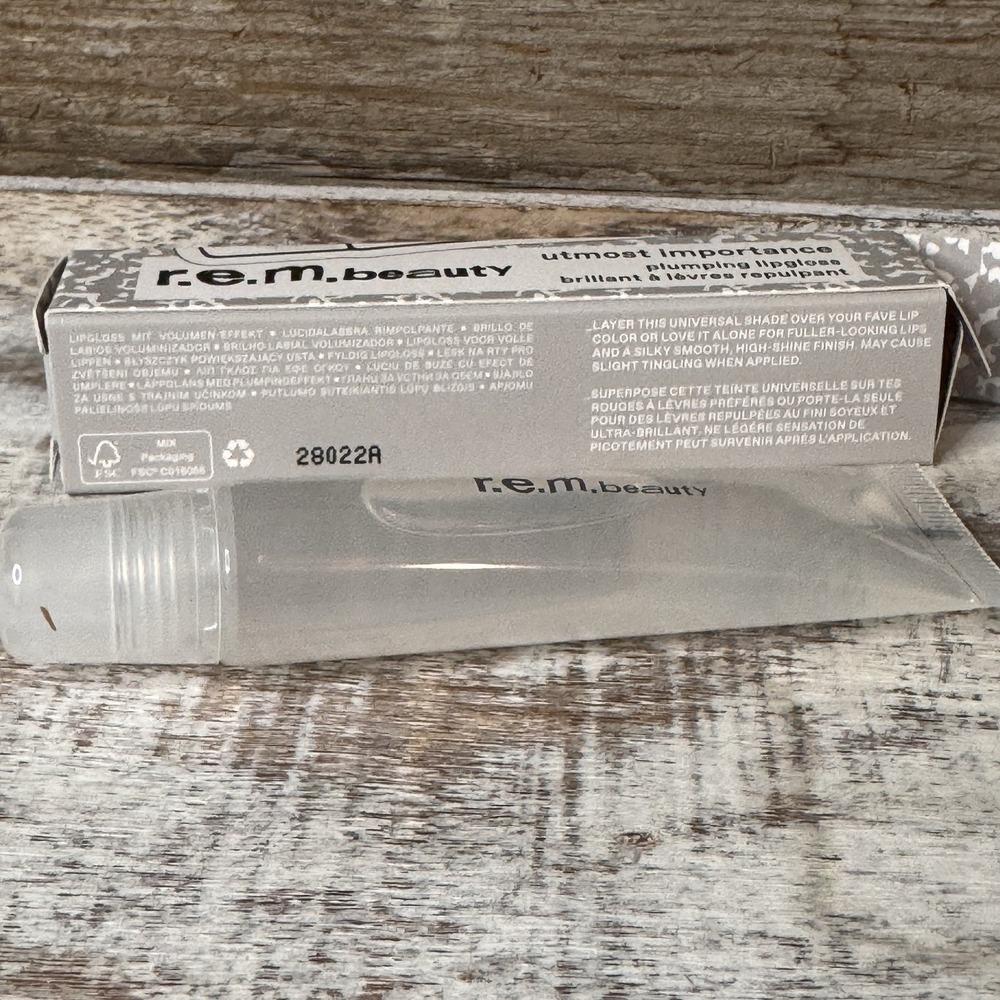 REM Beauty XL Utmost Importance Plumping Lip Gloss 15ml JUMBO Clear | Ariana $22 - Picture 5 of 8